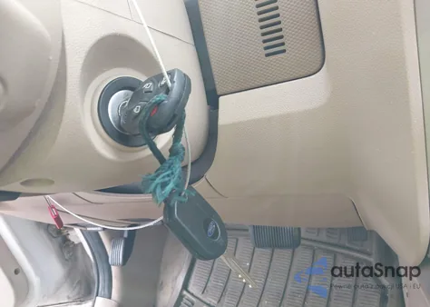 2011 Ford Escape Xlt Automatic из США, поврежденный, VIN 1FMCU9D78BKA70992